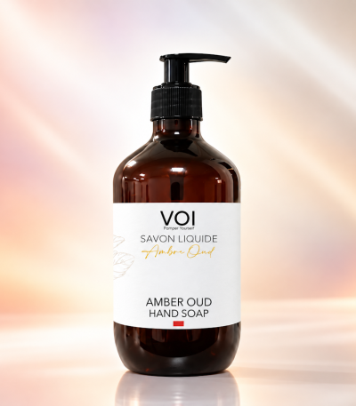 Săpun lichid pentru mâini VOI Amber Oud cu dozator